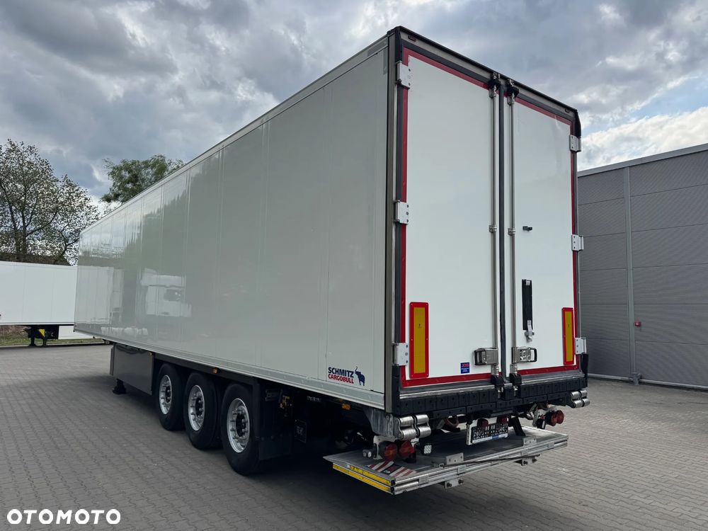 Schmitz Cargobull Chłodnia,Doppelstock, Carrier Vector 1550, Winda ZEPRO - 1