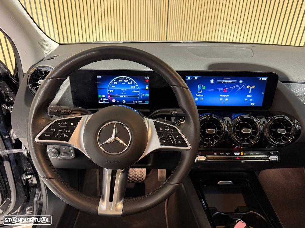 Mercedes-Benz GLA 180 7G-DCT Progressive - 7