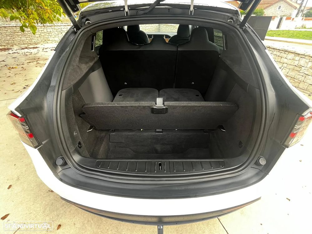 Tesla Model X 100 kWh Long Range AWD - 16