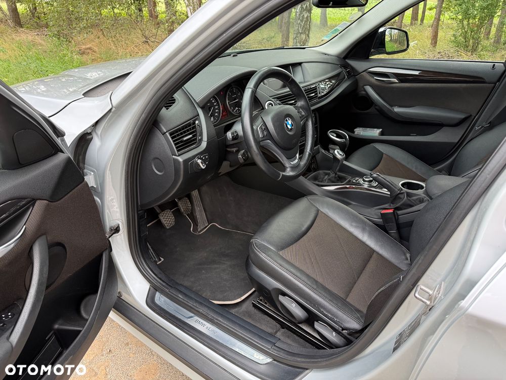 BMW X1 sDrive16d Sport Line - 7