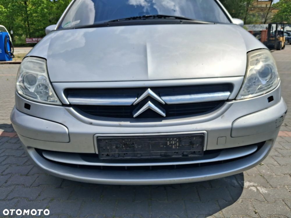 Citroen C8 Peugeot 807 silnik kompletny 2.2 HDI 128KM 4HW DW12 TED4 kolektor przepustnica wtrysk pompa alternator sprężarka skrzynia biegów dwumasa drzwi EZR srebrne klapa maska zderzak lusterko listwa przesuwne boczne klamka zamek rolka wahacz czujnik ciśnienia doładowania mikrostyk blenda pas konsola schowek boczek drzwi fotel obrotowy fotele elektryczne magistrala wody podsufitka panel sterownik wyświetlacz moduł szyba poduszka kierownica manetki zwijak radio mechanizm wydech tłumik mcperson zacisk hamulcowy lampa felga hak czujnik parkowania moduł BSM BSI lampa xenon europa zbiorniczek rura przewód wyświetlacz NA CZĘŚCI WSZYSTKIE CZĘŚCI - 9