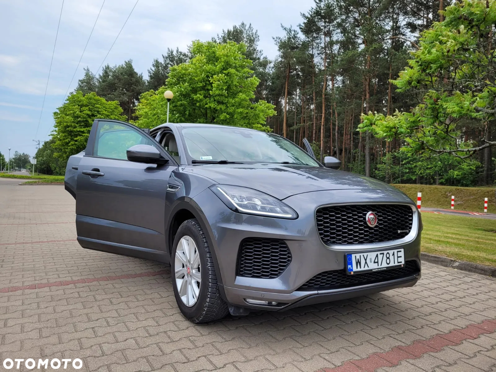Jaguar E-Pace - 9
