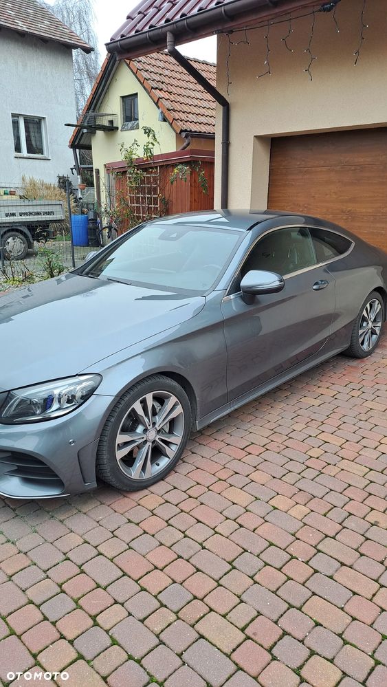 Mercedes-Benz Klasa C 220 d 9G-TRONIC AMG Line - 16