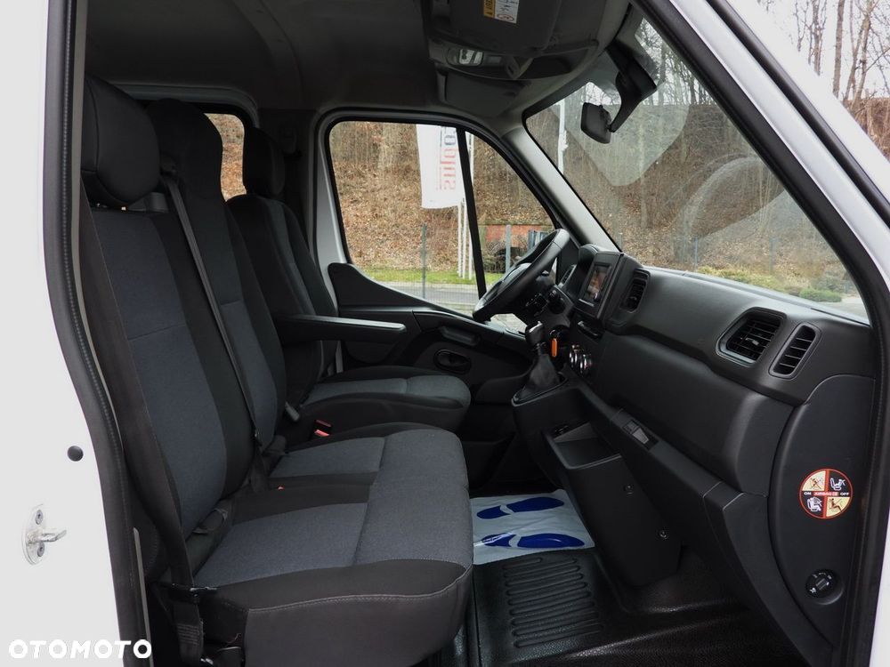 Renault MASTER SKRZYNIA PODWÓJNA KABINA DOKA 7 MIEJSC TEMPOMAT NAWIGACJA LEDY KLIMATYZACJA  135KM - 32
