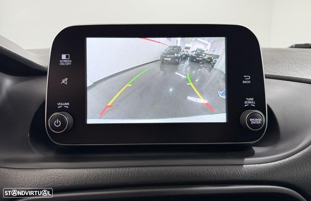 Fiat Tipo Station Wagon 1.3 M-Jet Lounge - 29