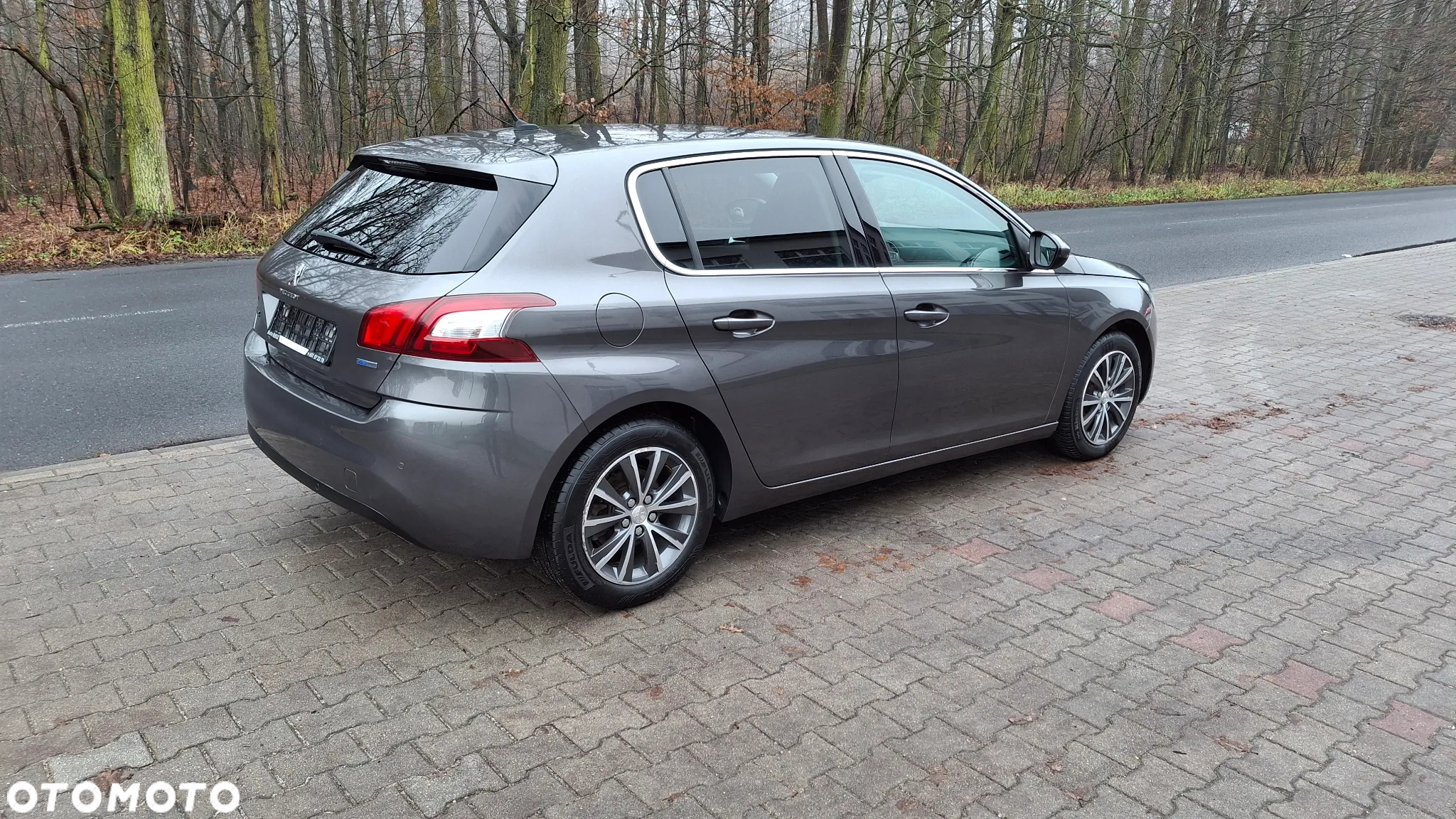 Peugeot 308 1.2 PureTech Allure S&S EAT6 - 8