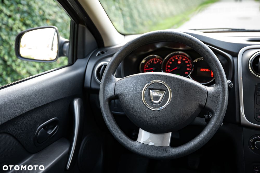 Dacia Logan 1.2 16V Ambiance - 13