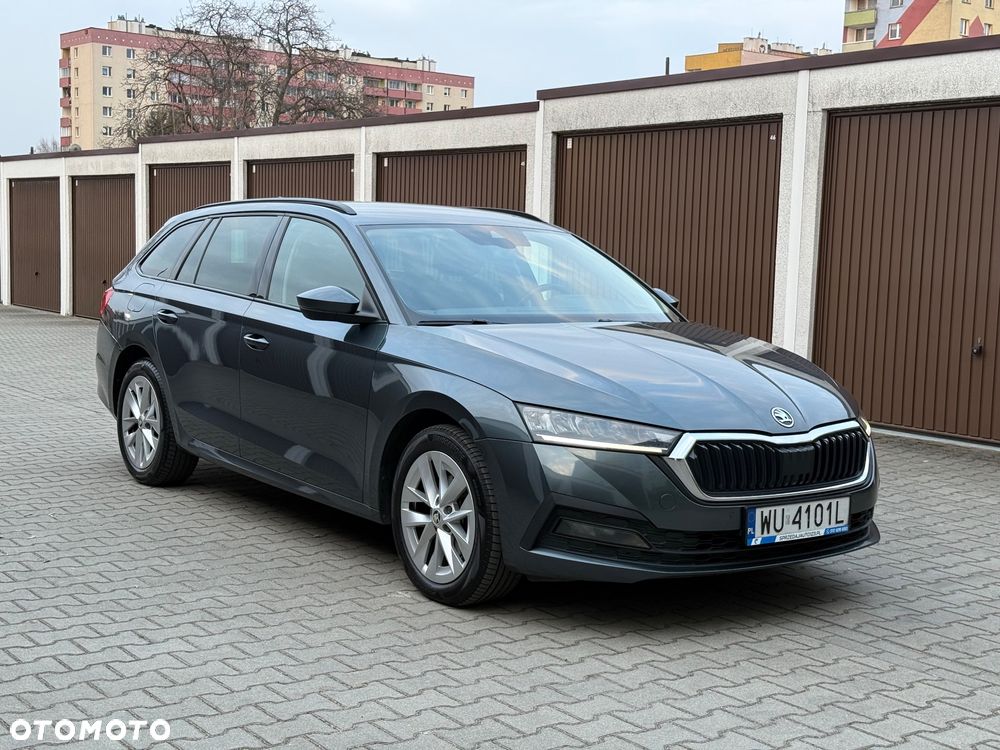 Skoda Octavia 2.0 TDI SCR Ambition DSG - 35