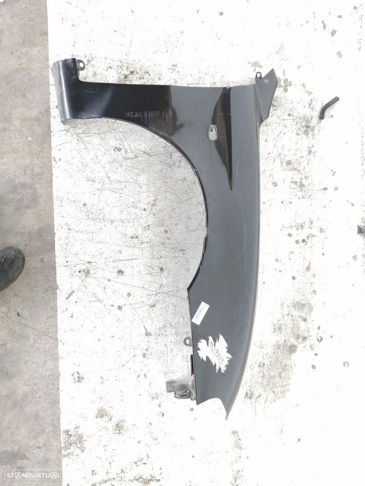 GUARDA-LAMAS FRONTAL DIREITO ALFA ROMEO 147 2004 - - 1