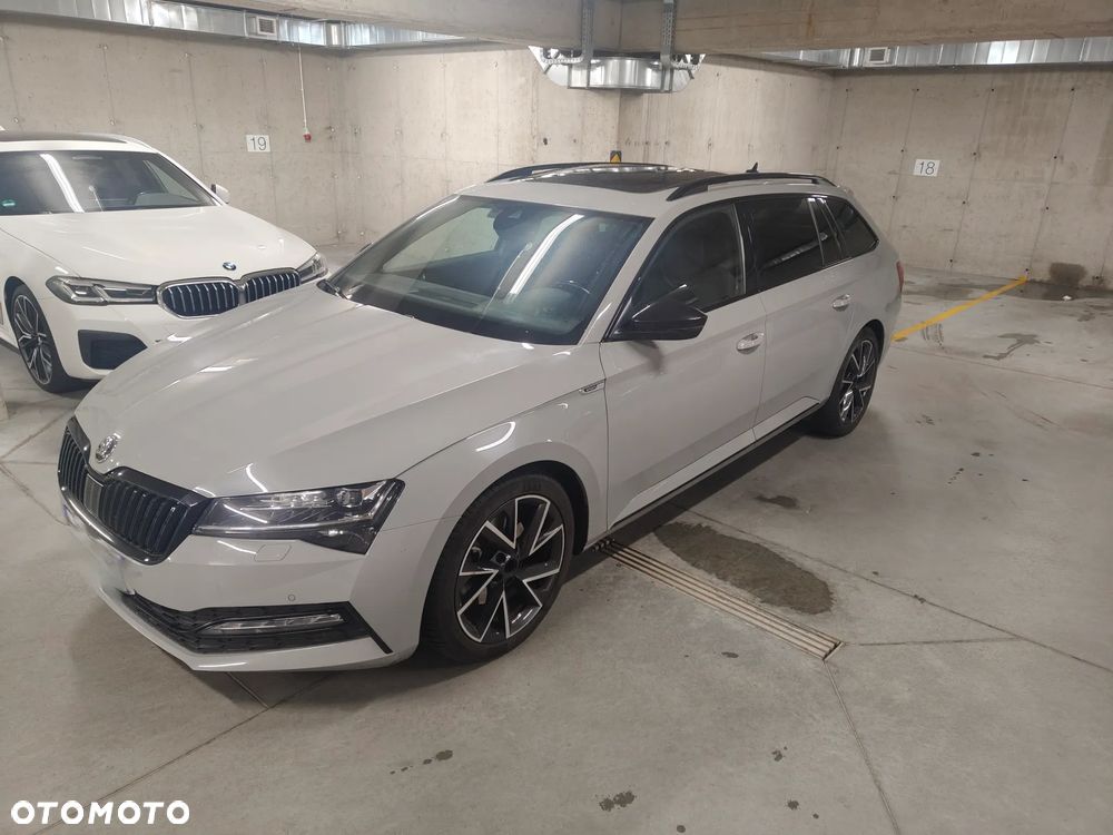 Skoda Superb 2.0 TDI DSG Sportline - 14