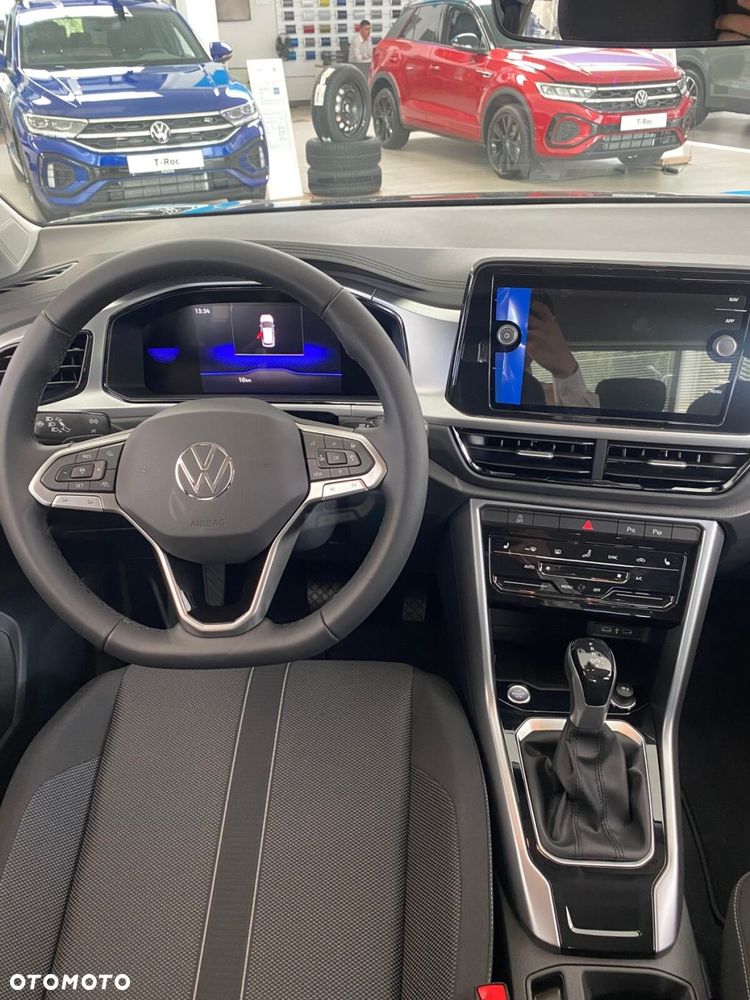 Volkswagen T-Roc - 7