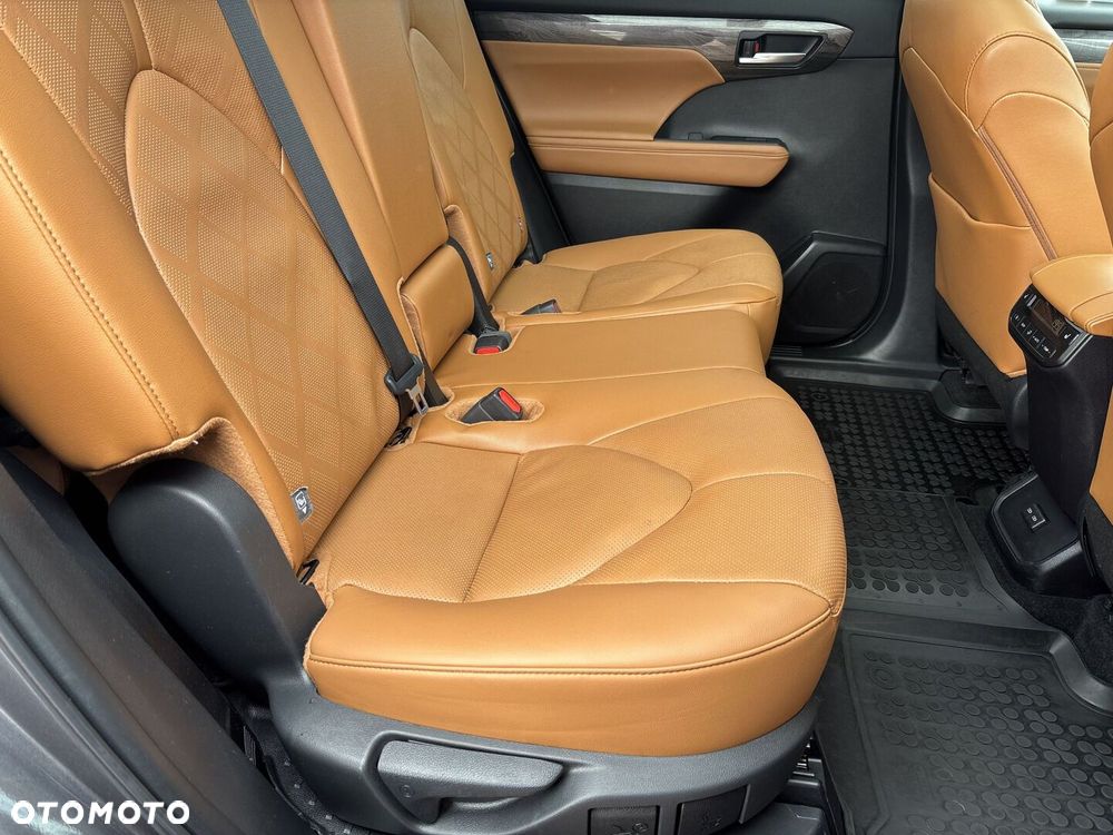 Toyota Highlander - 9