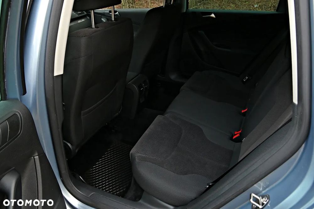 Volkswagen Passat Variant 1.9 TDI Individual Chrom dunkel - 31