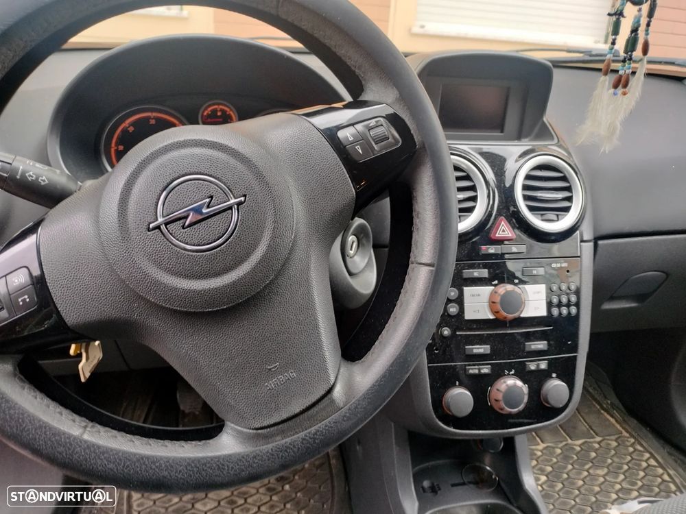 Opel Corsa 1.3 CDTI Enjoy - 3