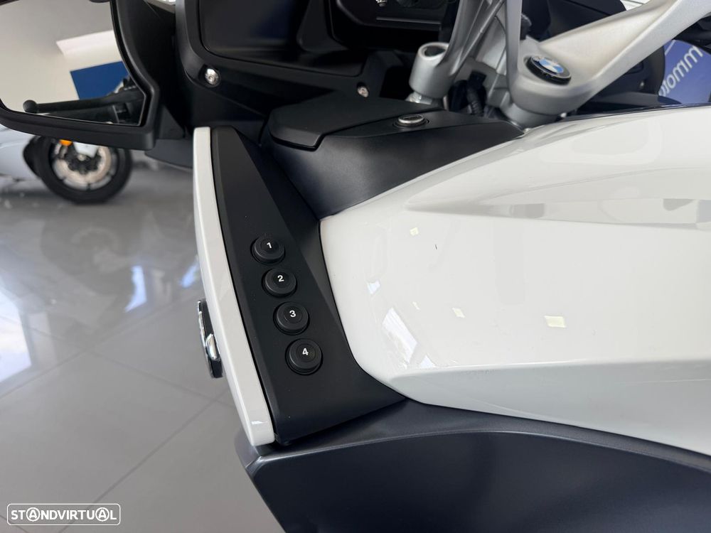 BMW R 1250 RT ALPINE WEISS III - 6
