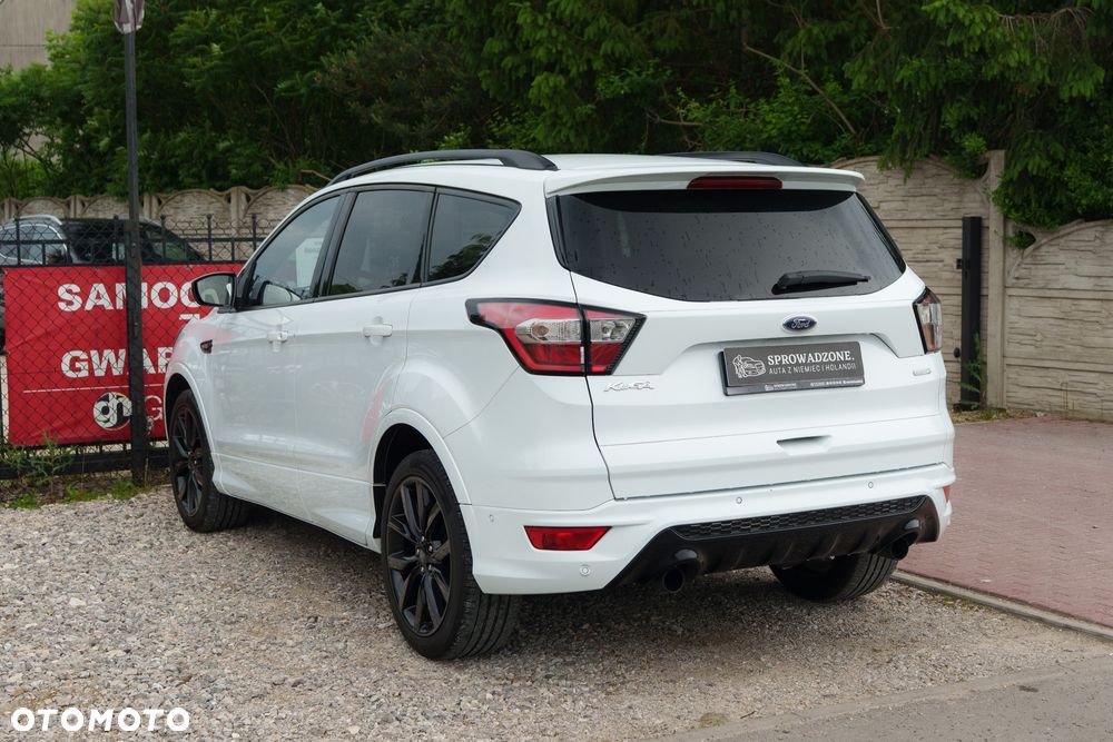 Ford Kuga 1.5 EcoBoost 2x4 ST-Line - 29