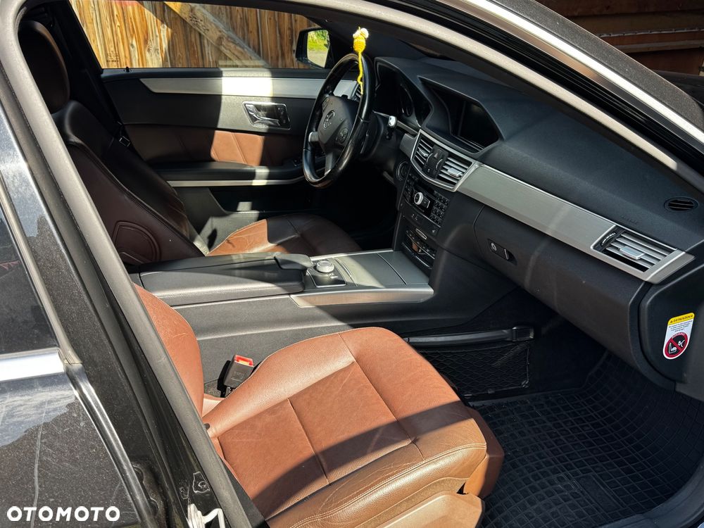 Mercedes-Benz Klasa E 350 CDI BlueEff Avantgarde - 16