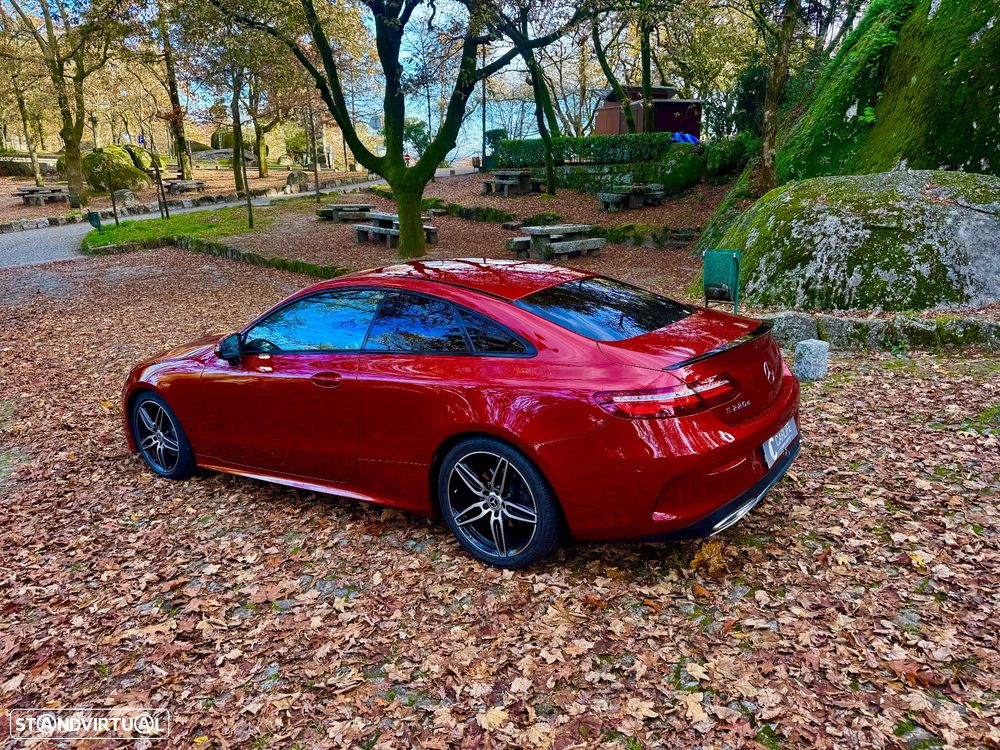 Mercedes-Benz E 220 d AMG Line - 30