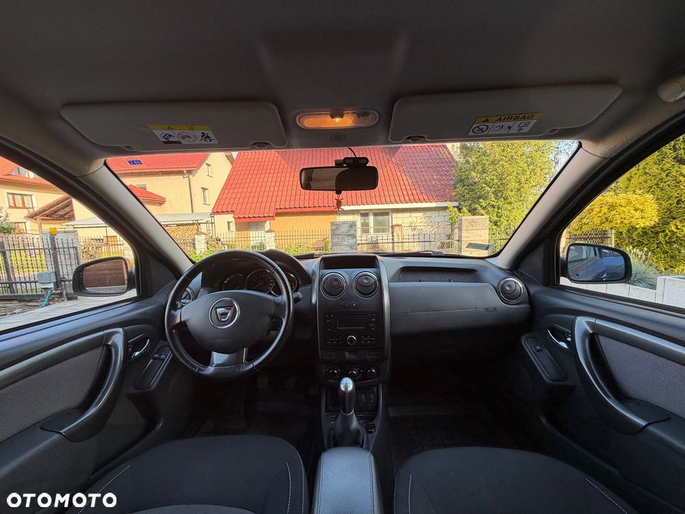 Dacia Duster 1.6 SCe Laureate S&S - 17