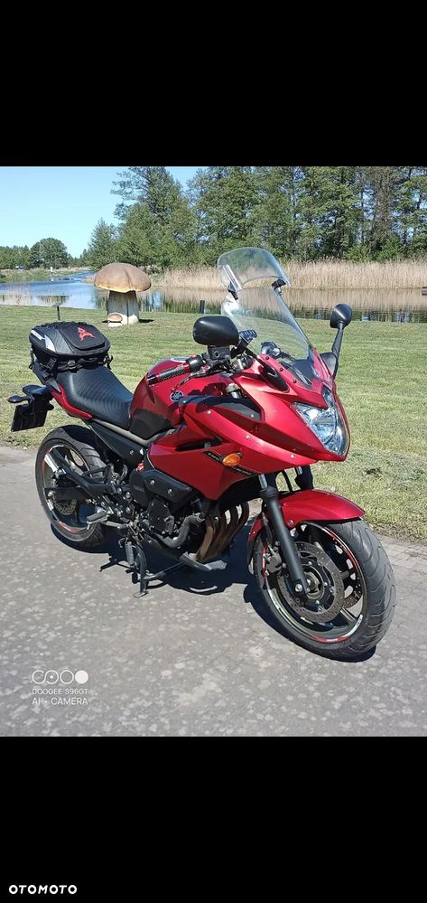 Yamaha XJR - 1