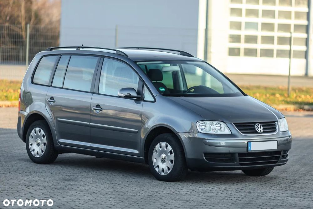 Volkswagen Touran 1.9 TDI DSG Trendline - 1