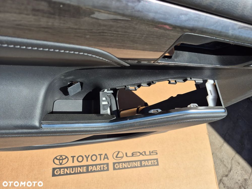 Toyota Highlander tapicerka boczek drzwi 67620-0EB50-01 - 5