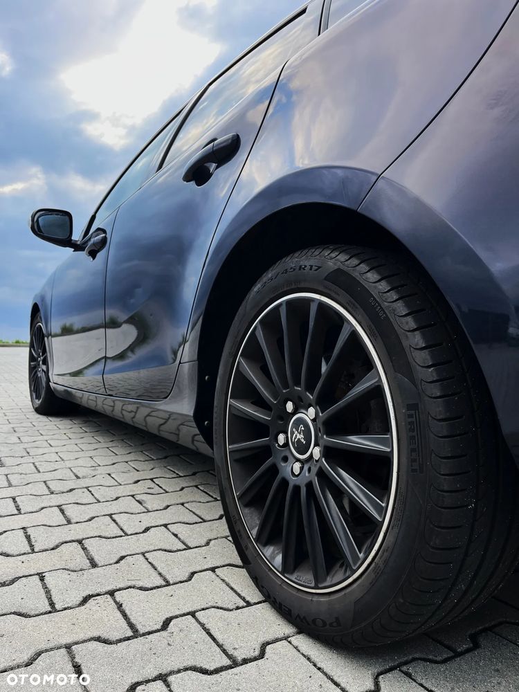 Volvo V40 D2 Kinetic - 7