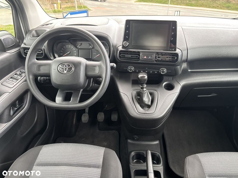 Toyota Proace City Verso 1.5 D-4D Business - 3