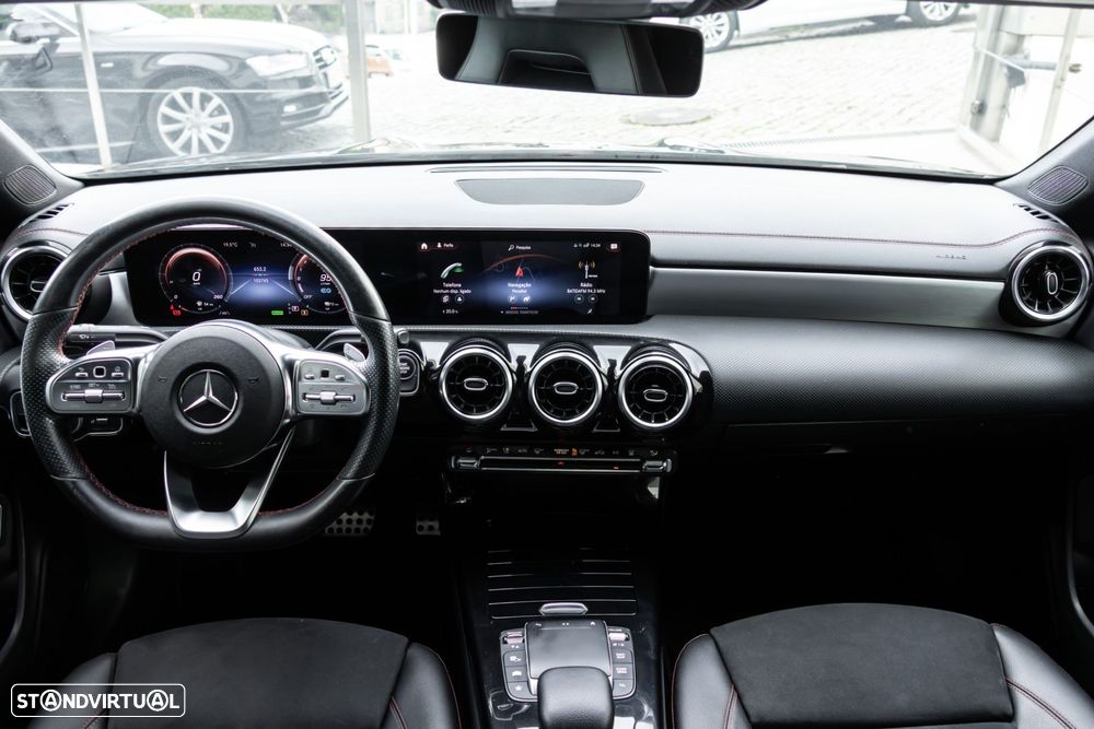 Mercedes-Benz CLA 250 e AMG Line - 13