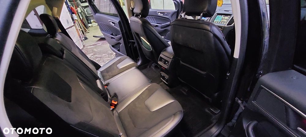 Ford Edge - 17