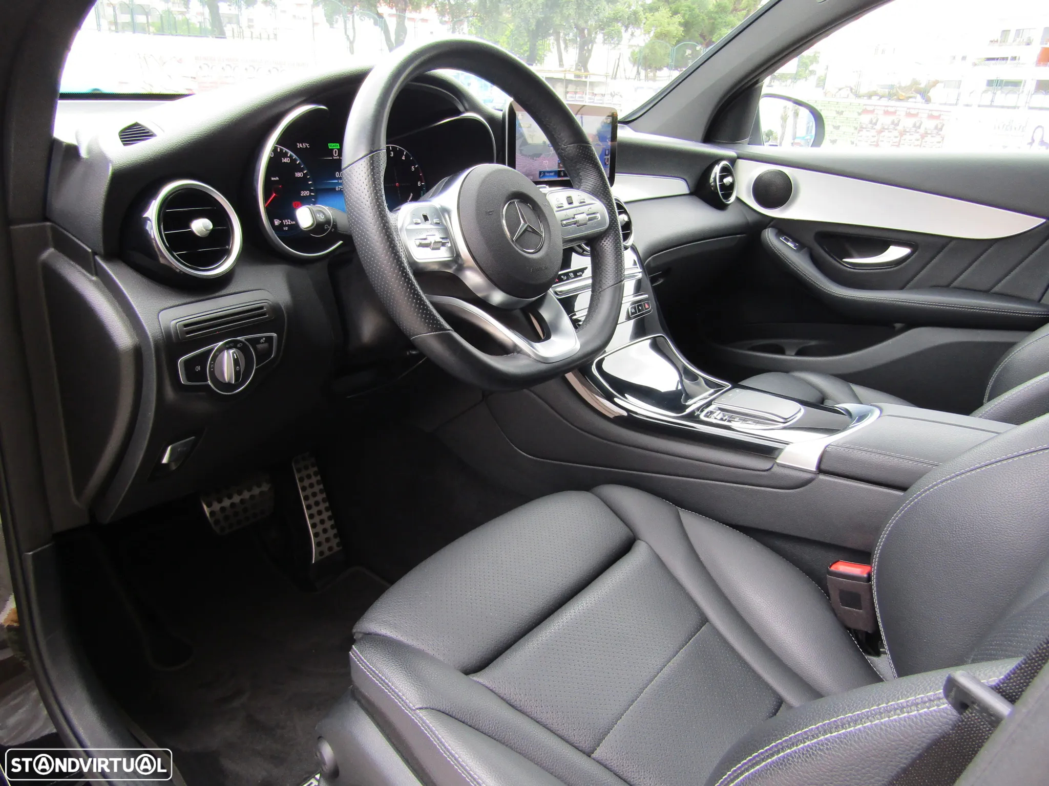 Mercedes-Benz GLC 300 de 4Matic - 14