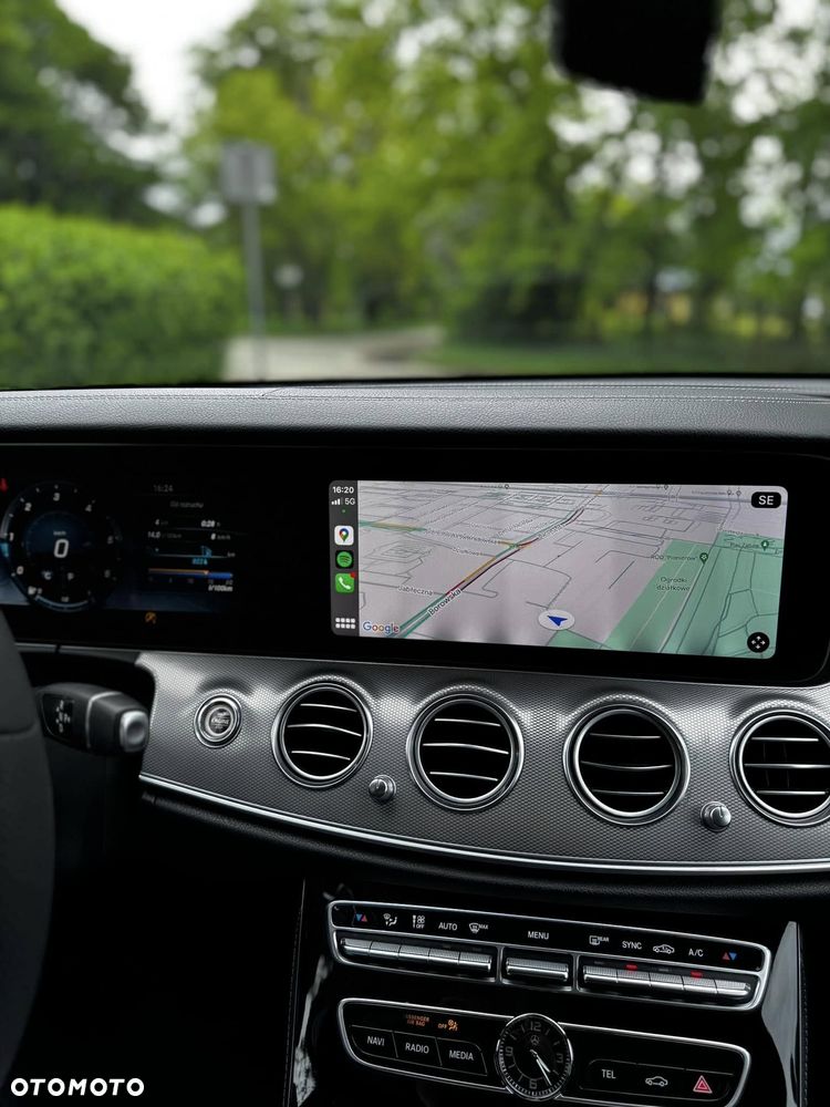 Mercedes-Benz Klasa E 220 d 9G-TRONIC - 24