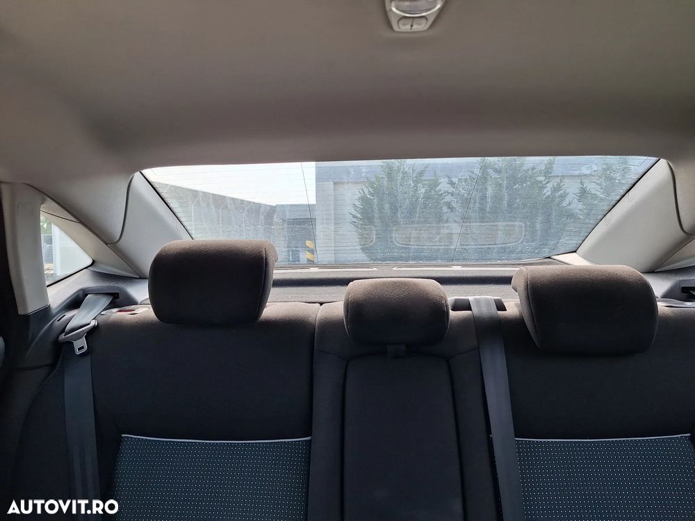 Ford Mondeo - 17