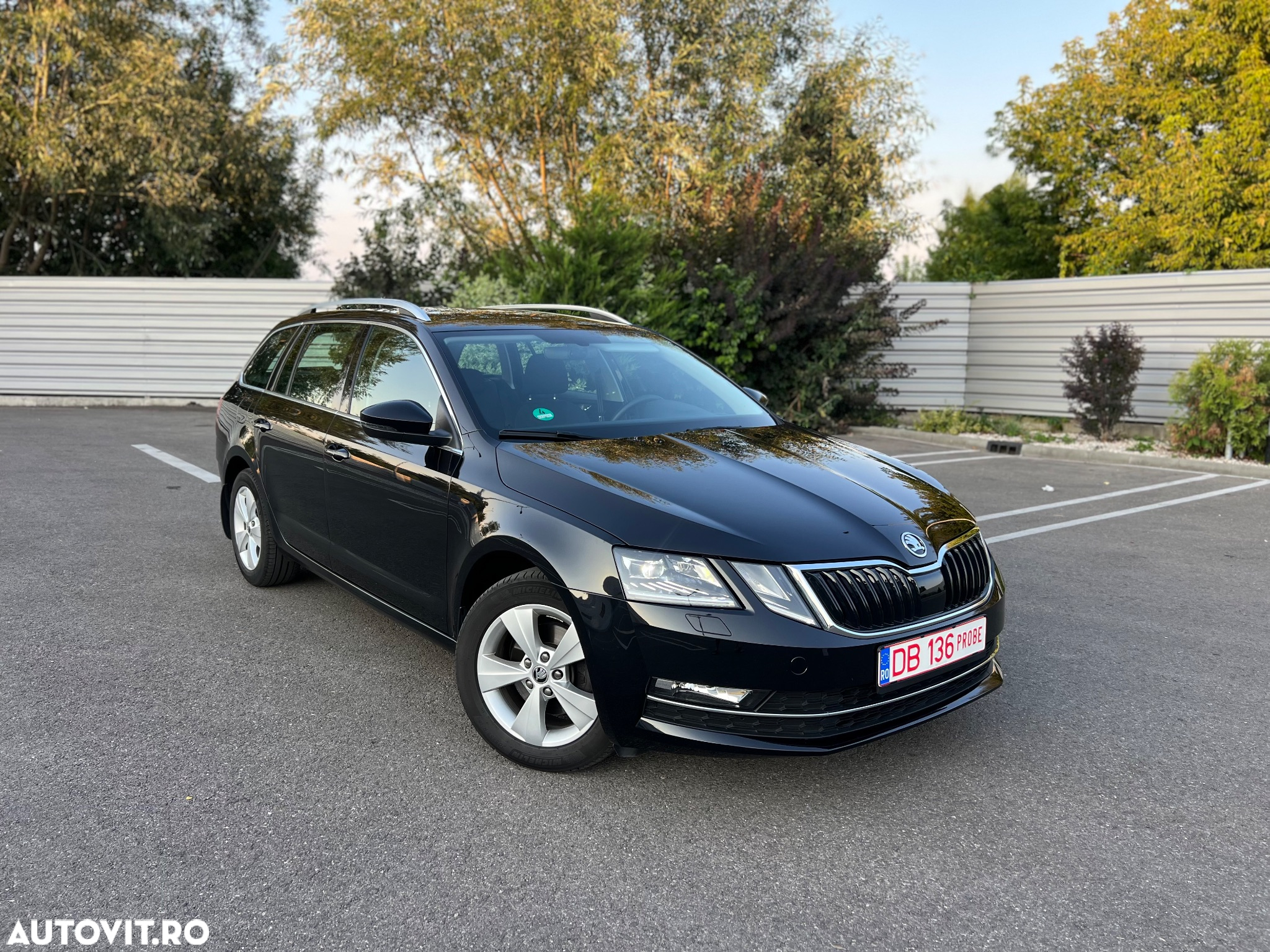 Skoda Octavia 2.0 TDI DSG Style - 2