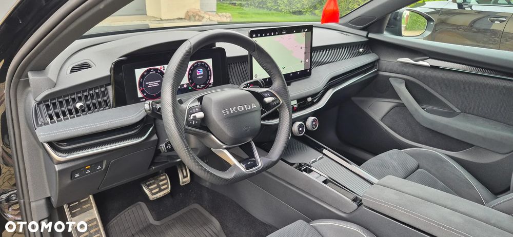 Skoda Superb 2.0 TSI Sportline DSG - 17