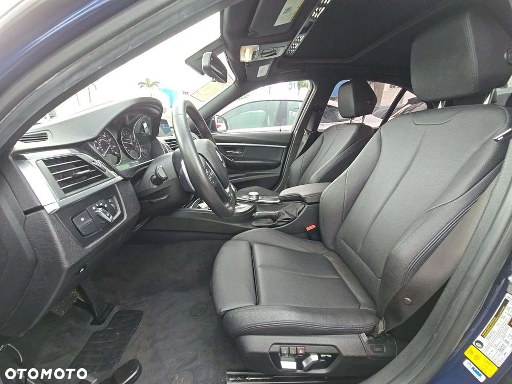 BMW Seria 3 330i GPF Luxury Line sport - 5