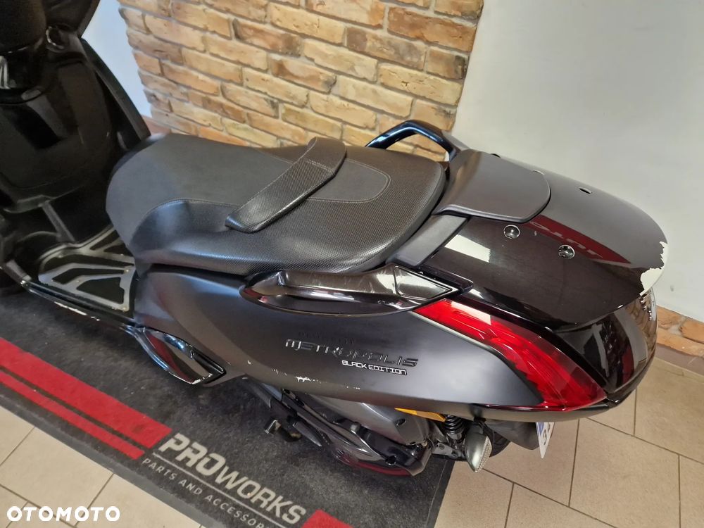 Peugeot Metropolis - 28