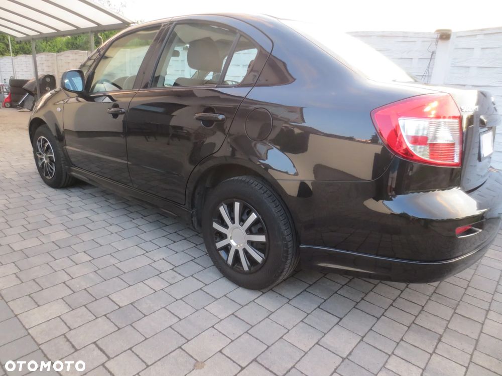 Suzuki SX4 - 21