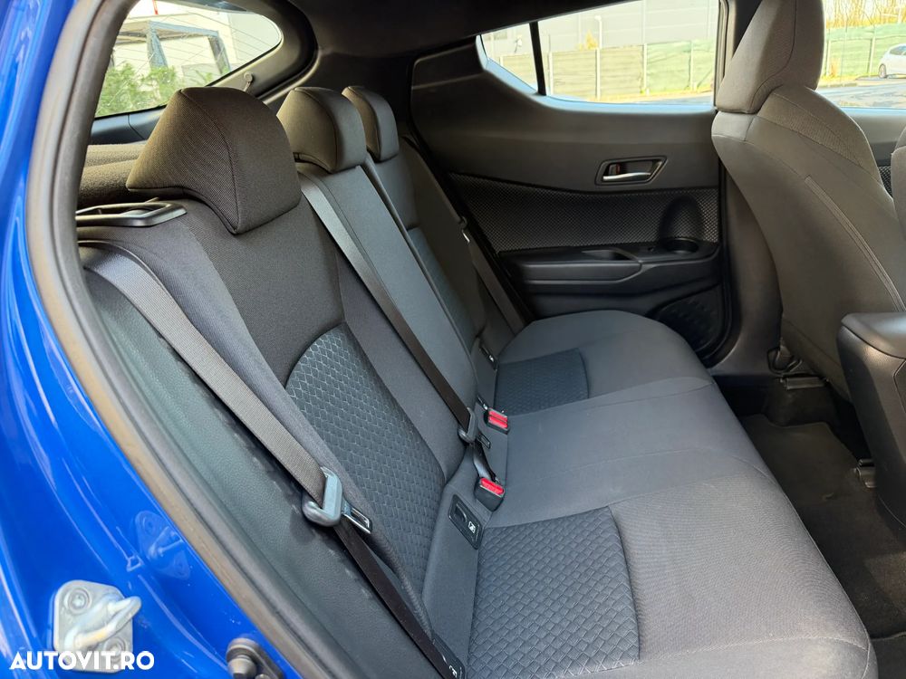 Toyota C-HR Business-Edition - 22