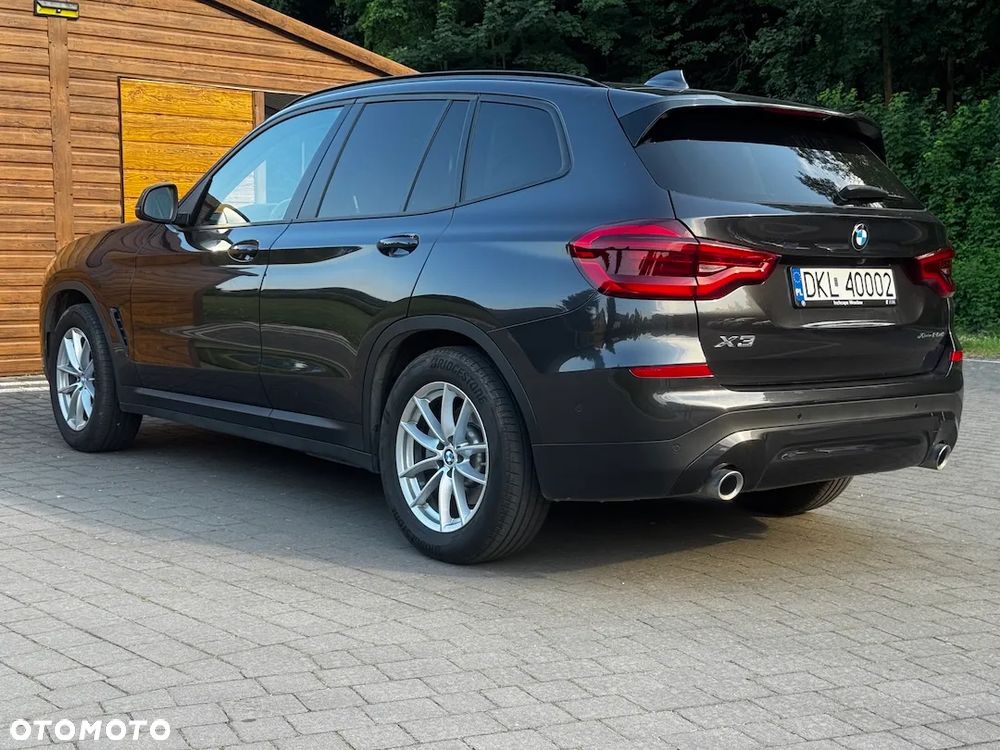 BMW X3 xDrive20d Luxury Line - 6