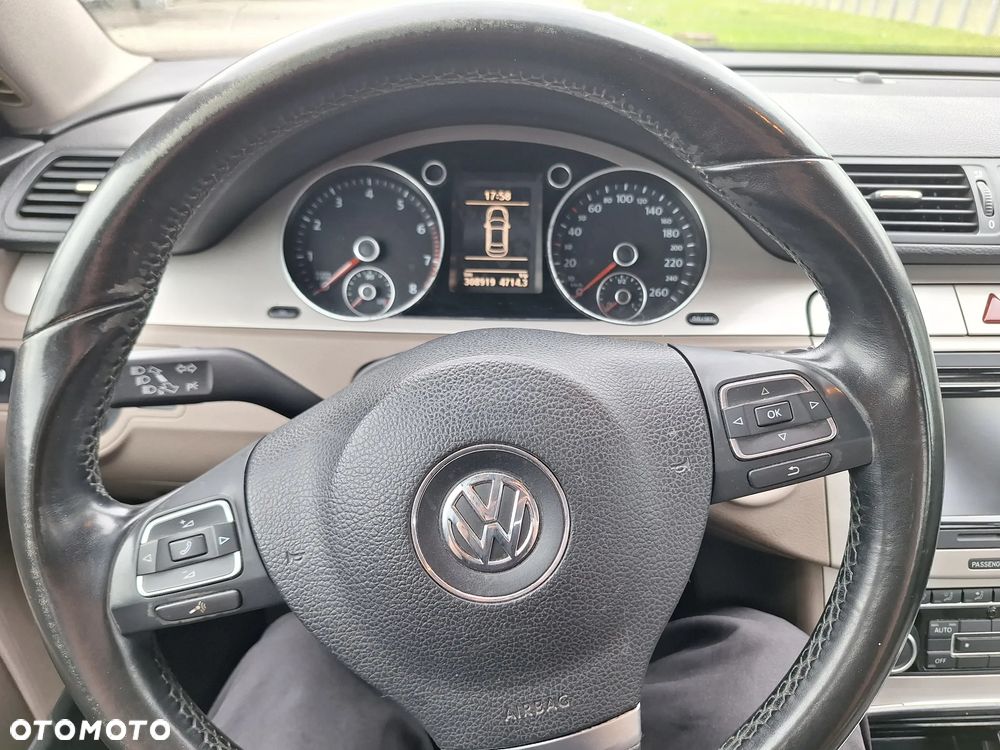 Volkswagen Passat 1.4 TSI Highline - 11