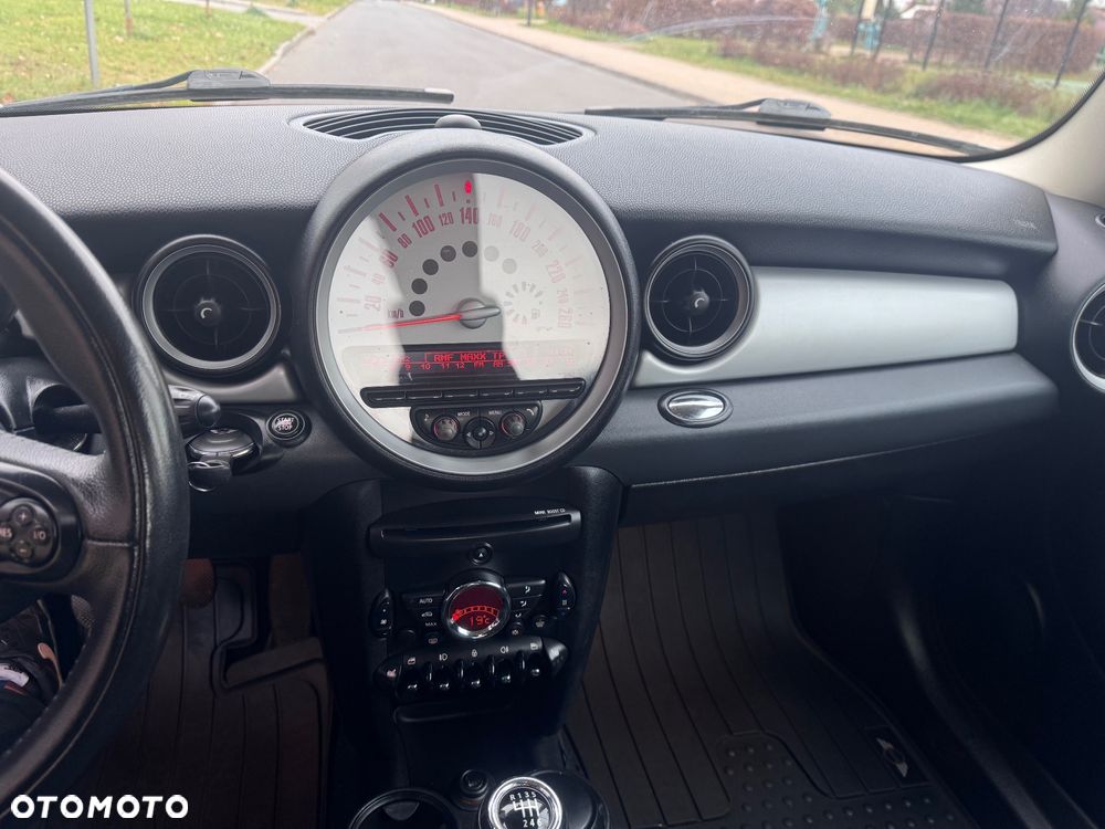 MINI ONE Baker Street - 15