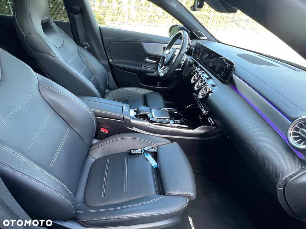 Mercedes-Benz CLA AMG 35 4-Matic 7G-DCT - 16