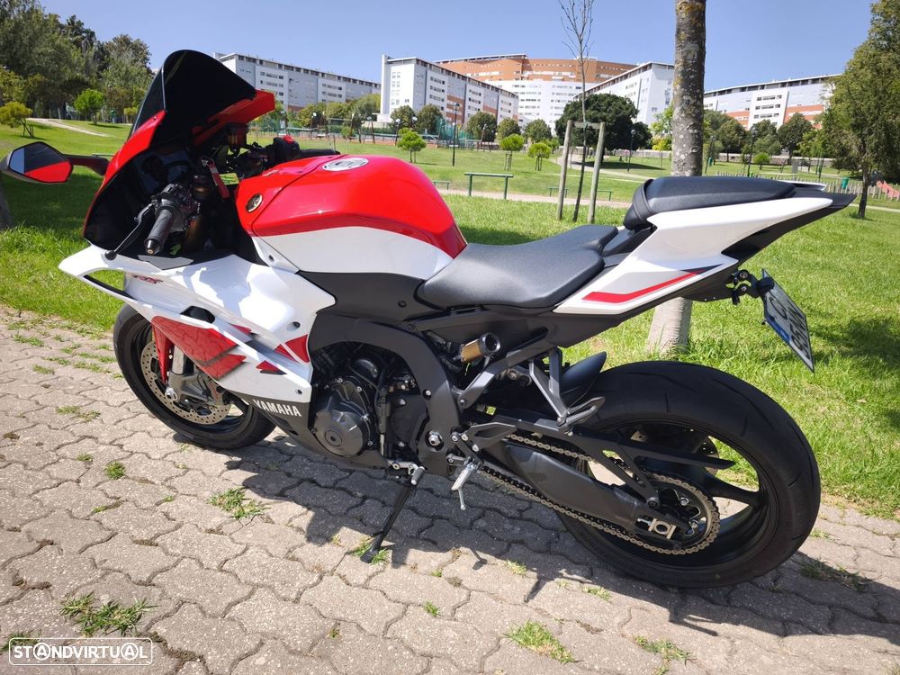 Yamaha R 9 Ediçao 70 anos - 7