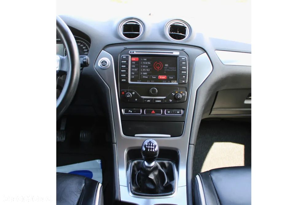 Ford Mondeo 2.0 TDCi Titanium - 23