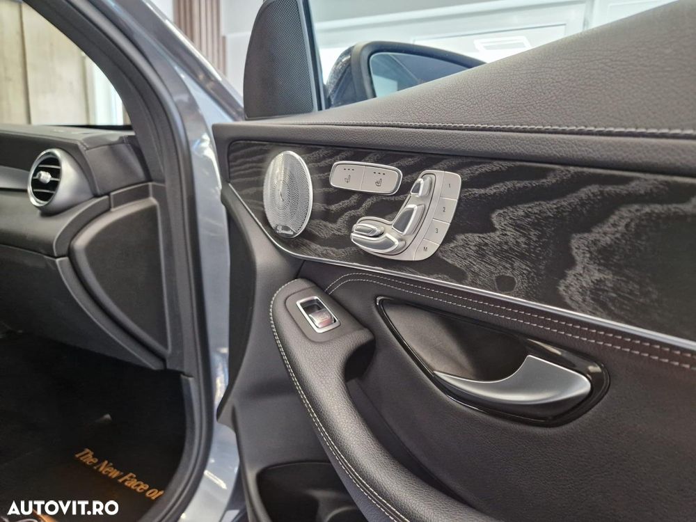 Mercedes-Benz GLC Coupe 300 de 4Matic 9G-TRONIC - 15