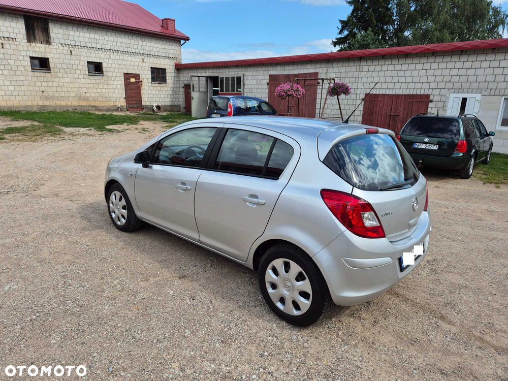 Opel Corsa - 2