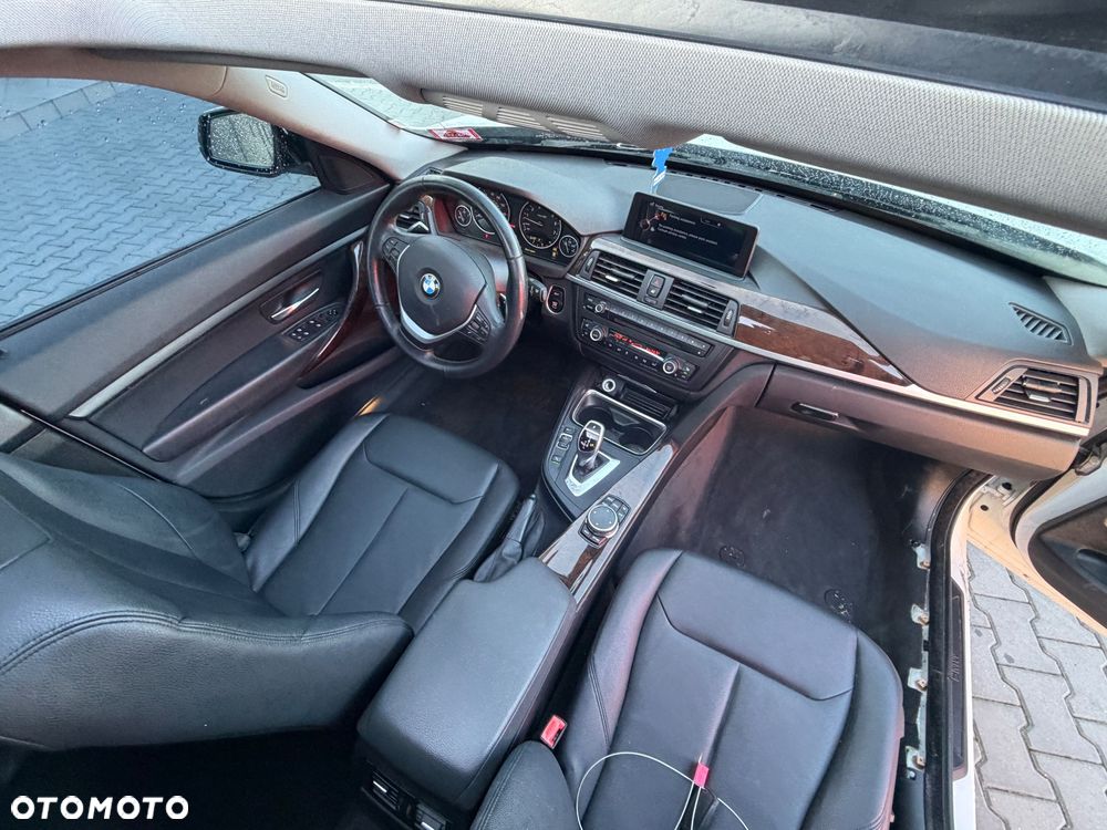 BMW 3GT 328i xDrive Sport-Aut M Sport - 12