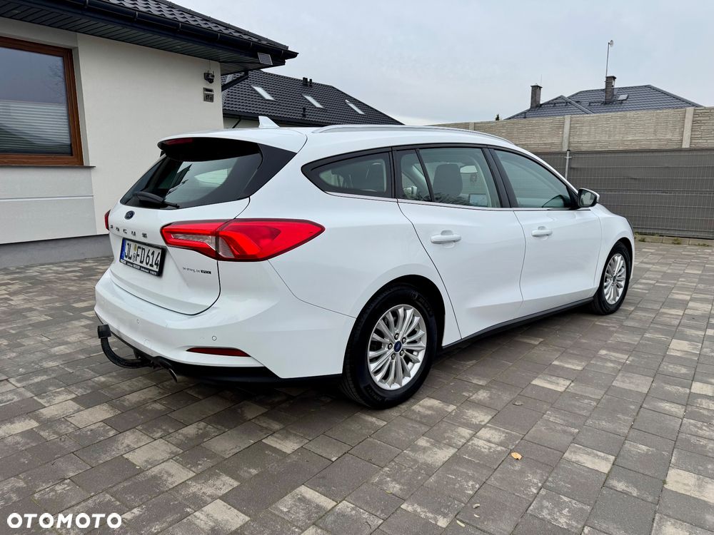 Ford Focus - 34