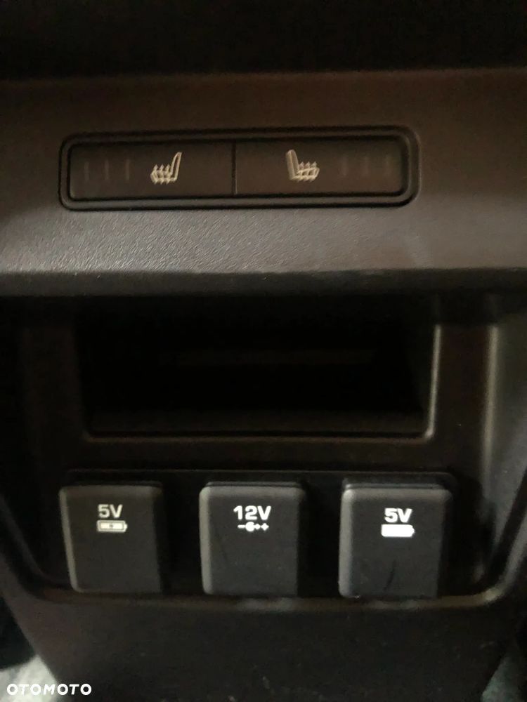 Land Rover Discovery Sport SD4 HSE Luxury - 21
